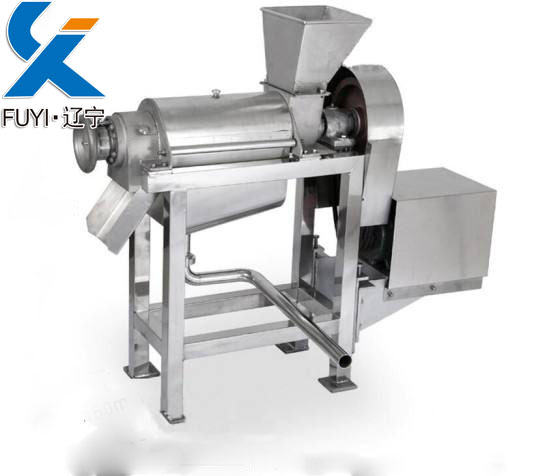 Decanter centrifuge